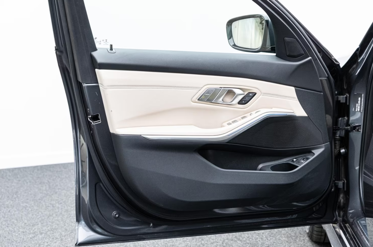 Bmw Série 3 Touring VII 330eA 292ch M Sport Toit ouvrant