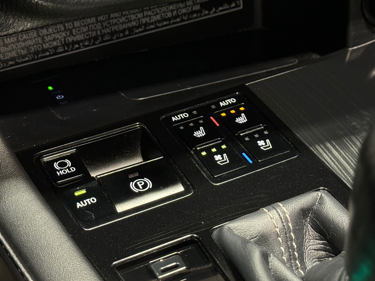 Lexus RX 450H 4WD LUXE 262CV TOIT OUVRANT g