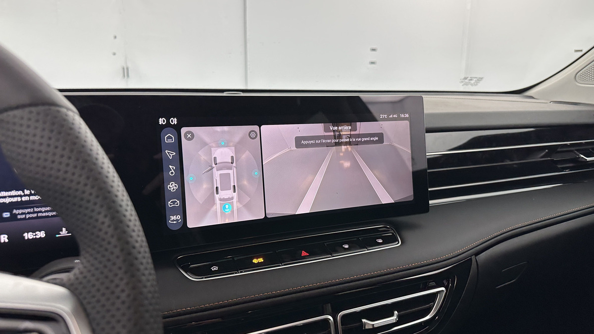 MG EHS 272 | 1.5T PHEV | Luxury | Caméra 360° | Compteur numérique 12,3''| PLUSIEURS COLORIS
