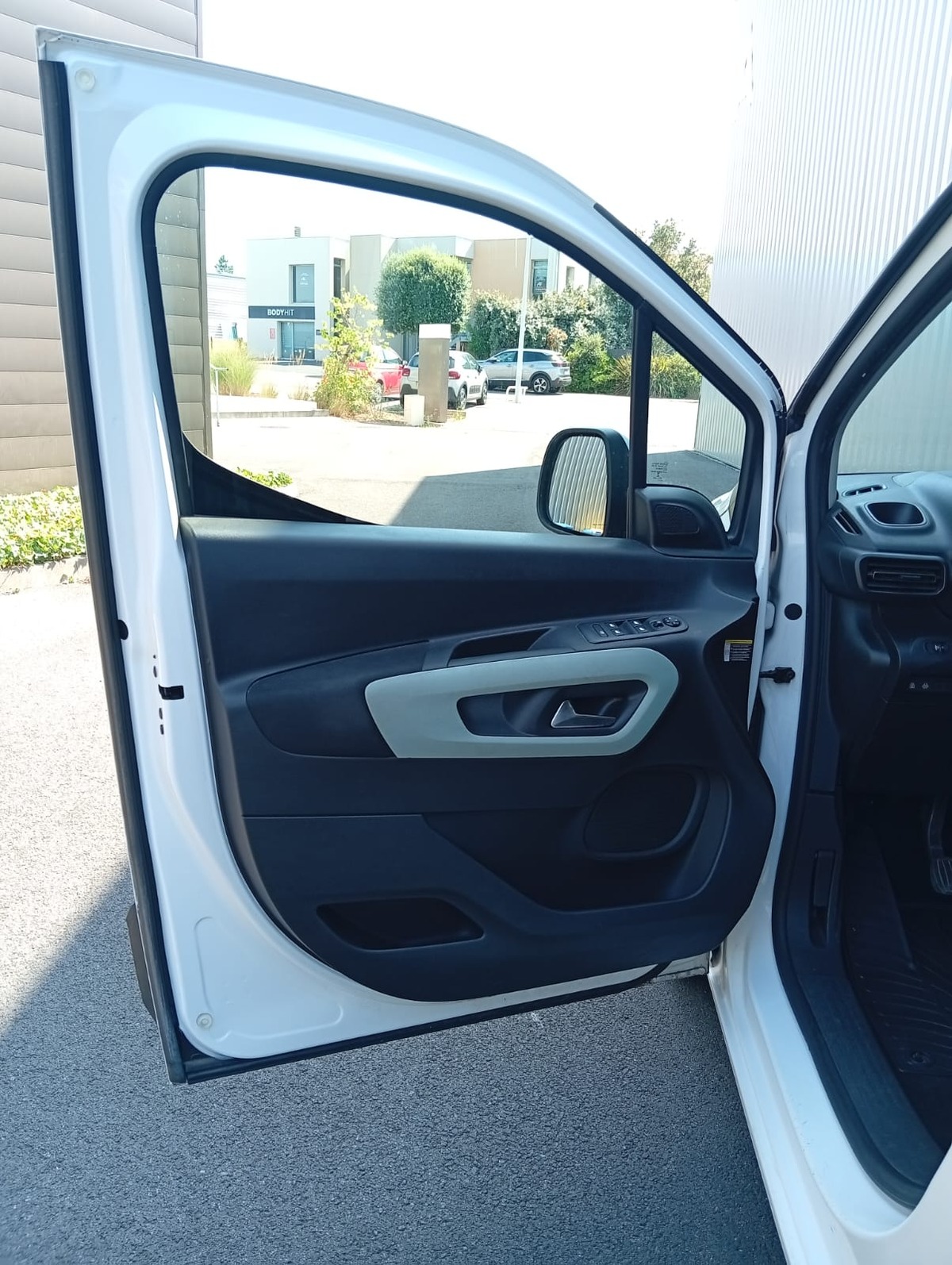 Citroën Berlingo M BlueHDi 100ch S&S Feel Pack " Première Main " et "Suivi Citroën"