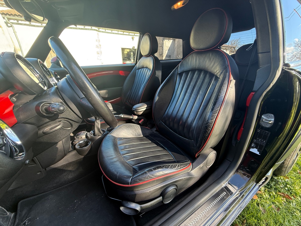 Mini Mini HATCH R56 1.6 211 ch JOHN COOPER WORKS - Aucun Frais à prévoir