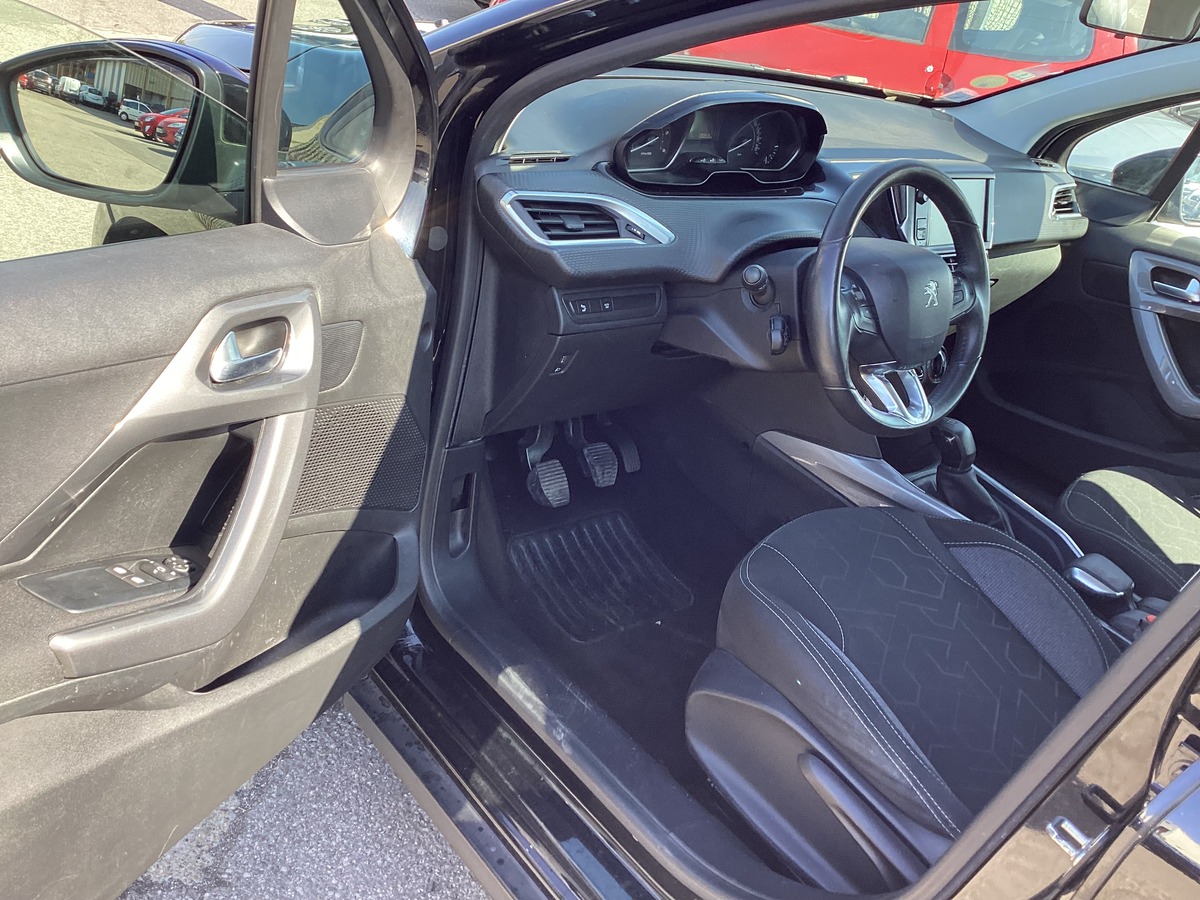 Peugeot 2008 Blue HDi 100 CV Active