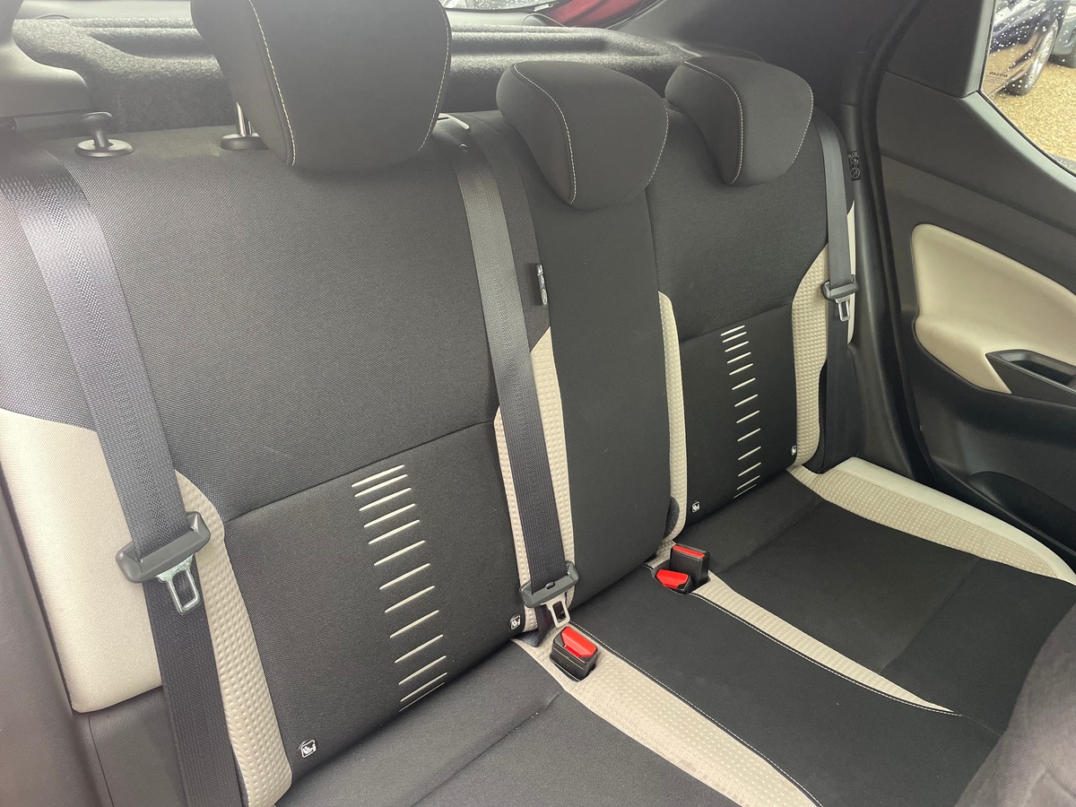 Nissan Micra 0.9 90 cv CARPLAY - RIEN A PREVOIR - CAMERA DE RECUL  360° - BOSE - CLIMATISATION AUTO