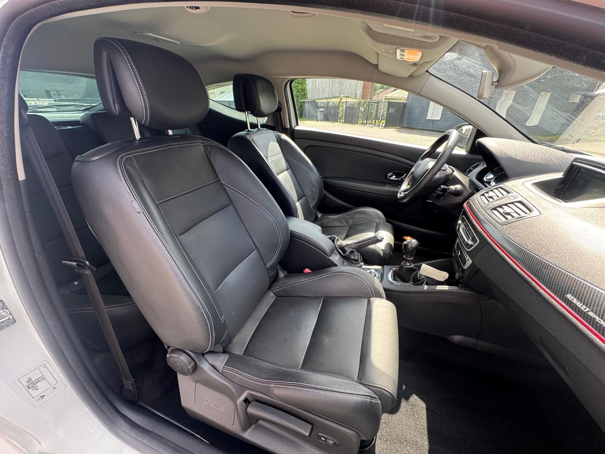 RENAULT Megane III Coupé 2.0 dCi 163 GT