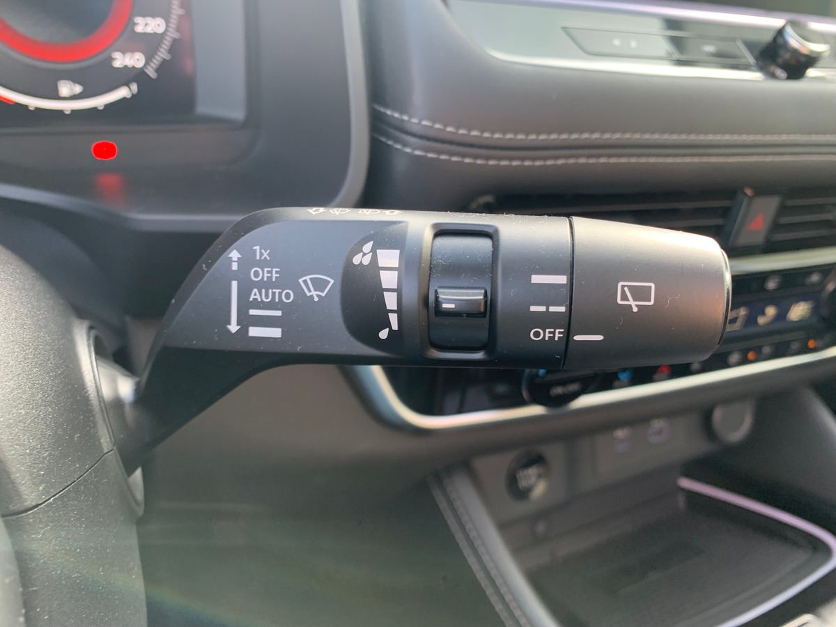 Nissan X-trail 204 | Tekna | Toit ouvrant panoramique | Caméra recul | Siéges chauffants | Attelage