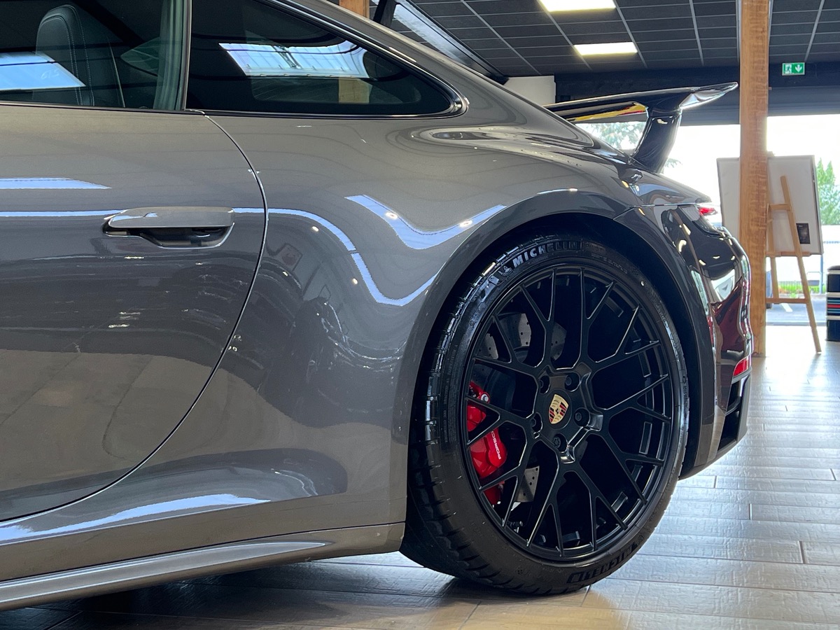 Porsche 911 TYPE 992 CARRERA 4 GTS 480CV KIT AERO FULL Q