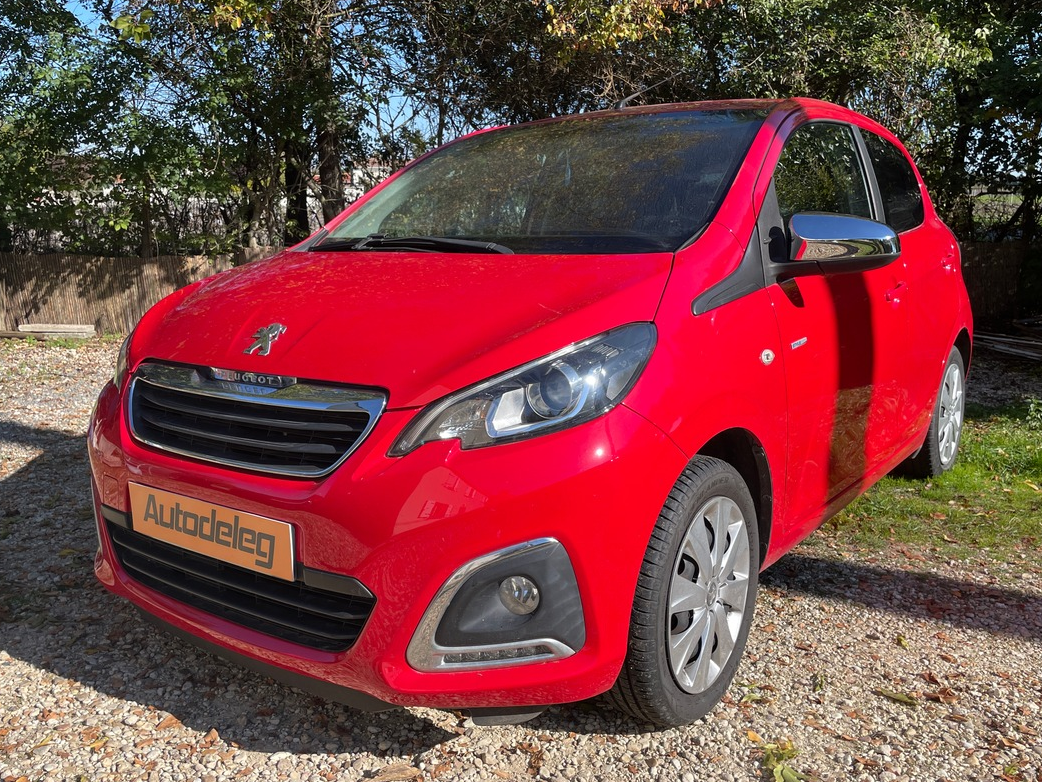 Peugeot 108 1.0 vti 72 ch version STYLE - 1 er main et Historique Complet