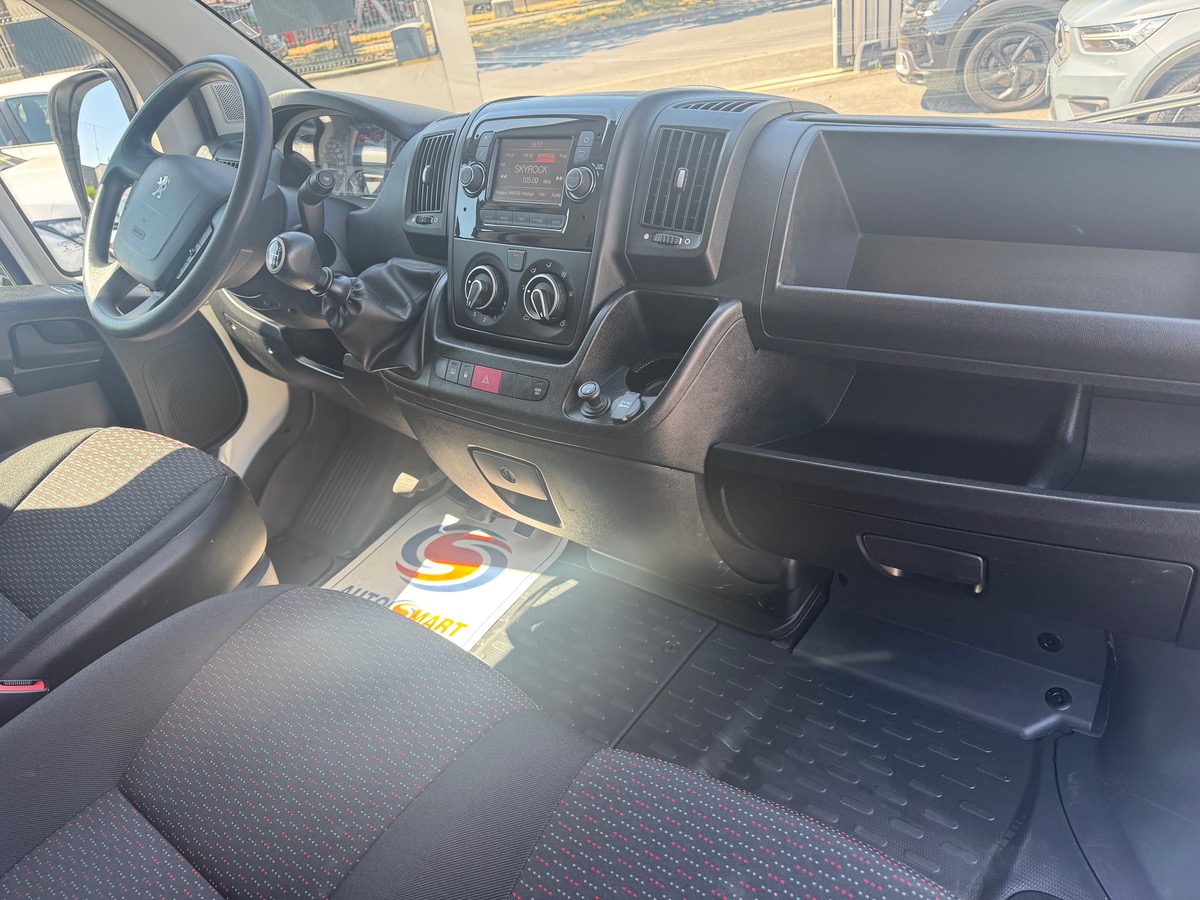 Peugeot Boxer L2H2 2.2 BHDI 120CH PREMIUM PACK
