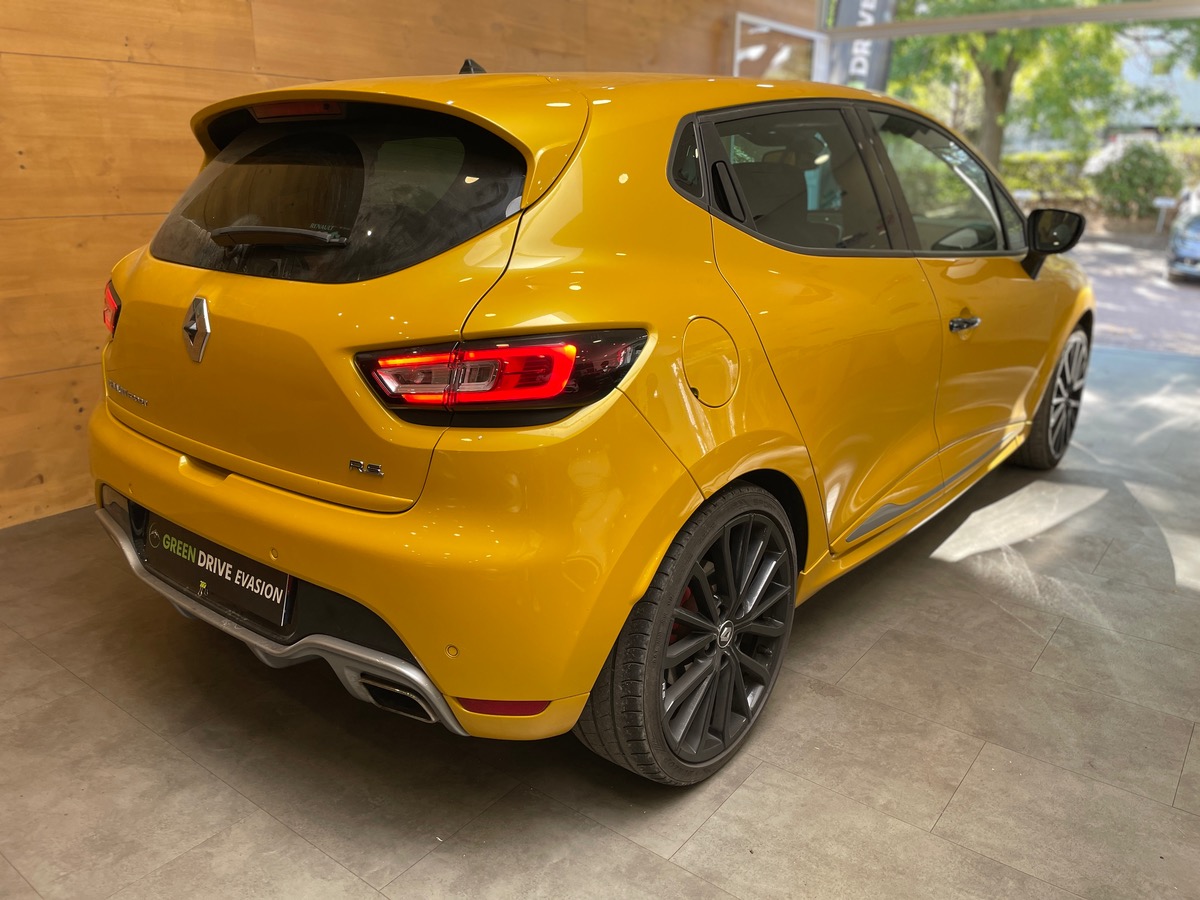RENAULT Clio IV 200ch RS CUP EDC