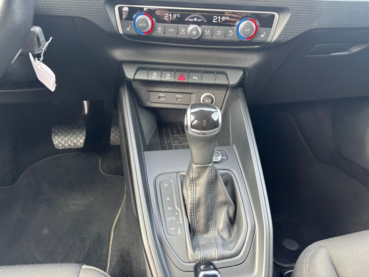 Audi A1 Sportback 30 TFSI 116 BUSINESS LINE S TRONIC 7 - Révisée - Garantie