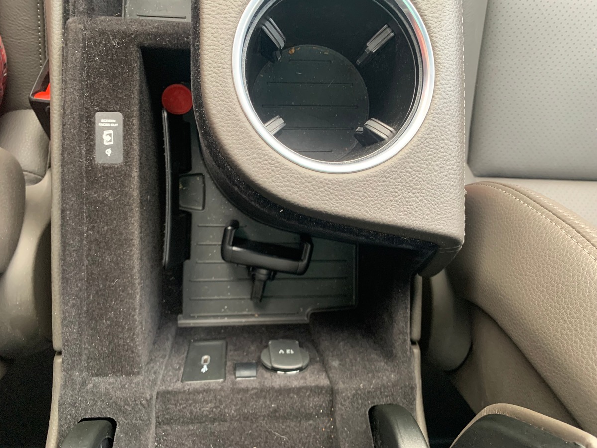 Porsche Panamera 465 ch | Platinium Edition | 4 E- Hybrid | TVA Récupérable | Jantes Sport Exclusive