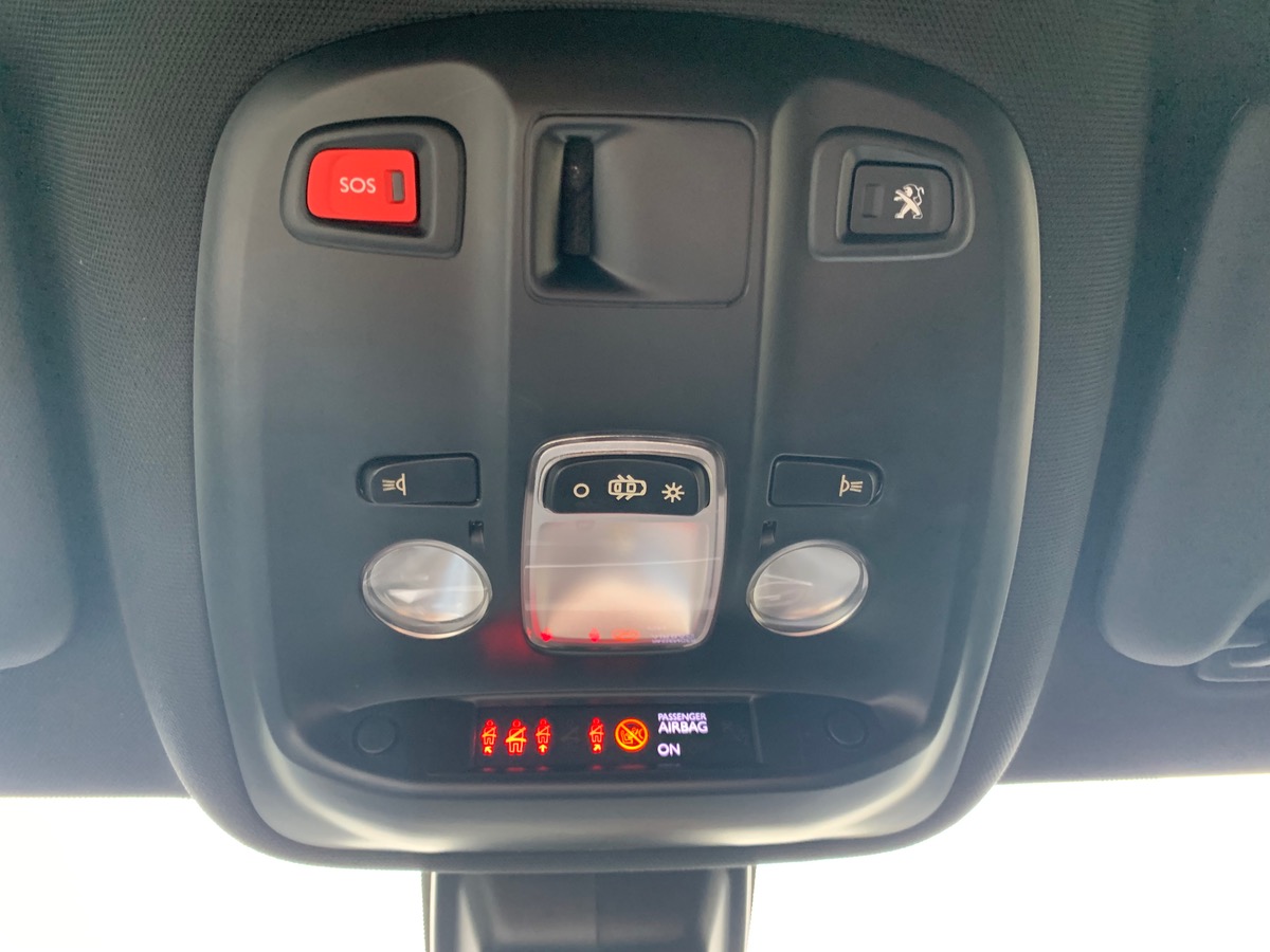 Peugeot 308 120 | GT LINE | Caméra Recul | Car Play | Régulateur Vitesse | Full LED Technology