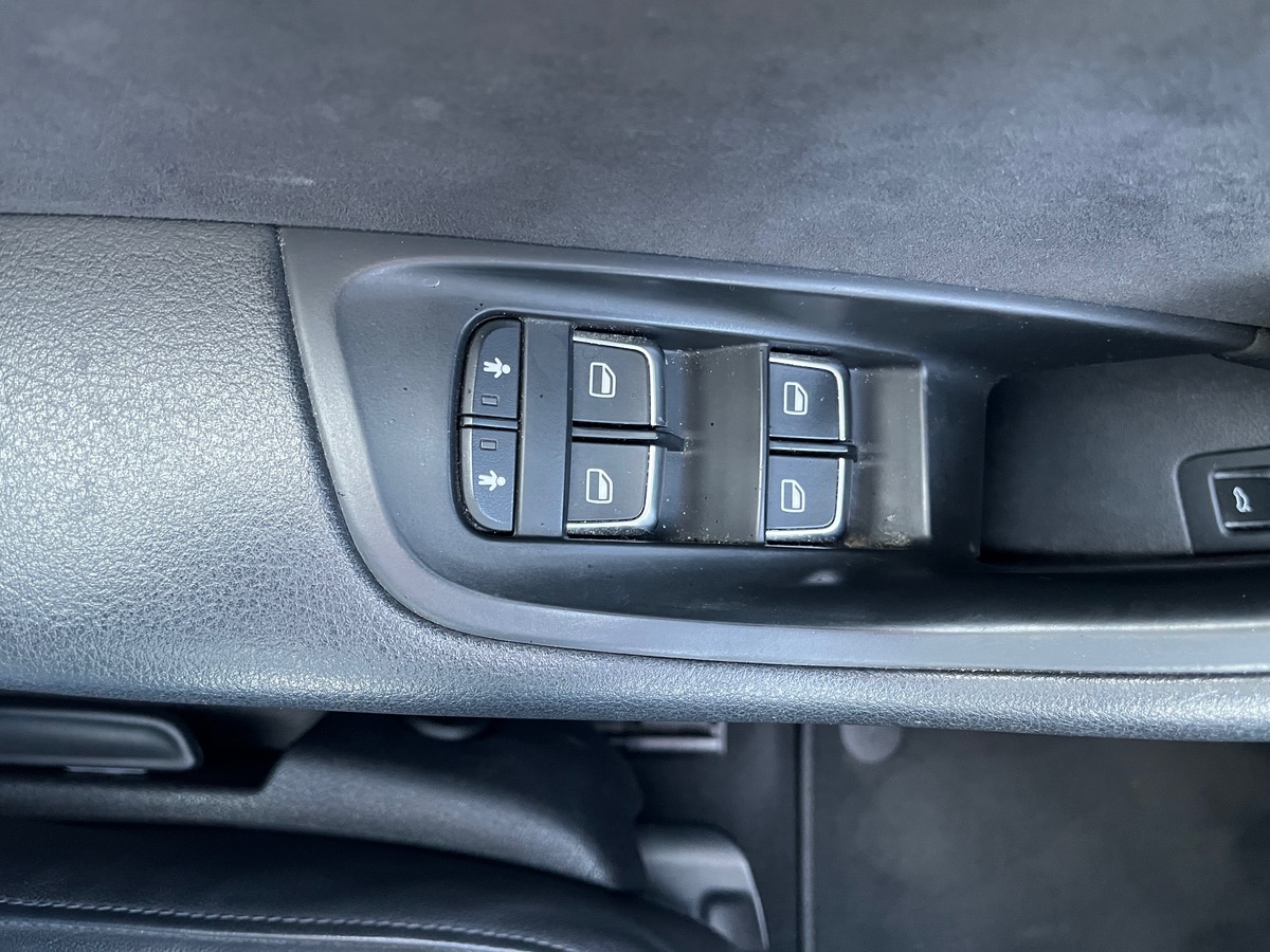Audi A6 Avant 2.0 TDI ULTRA 190ch BUSINESS EXECUTIVE S TRONIC, Apple CarPlay, BOSE, suivi complet