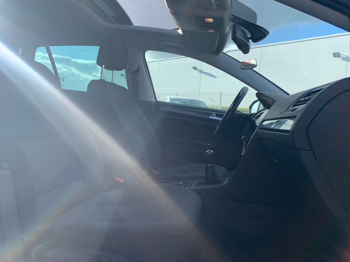 Volkswagen GOLF 7 105 ch | Confortline | Toit ouvrant | Régulateur de vitesse | Radar avant et arriére