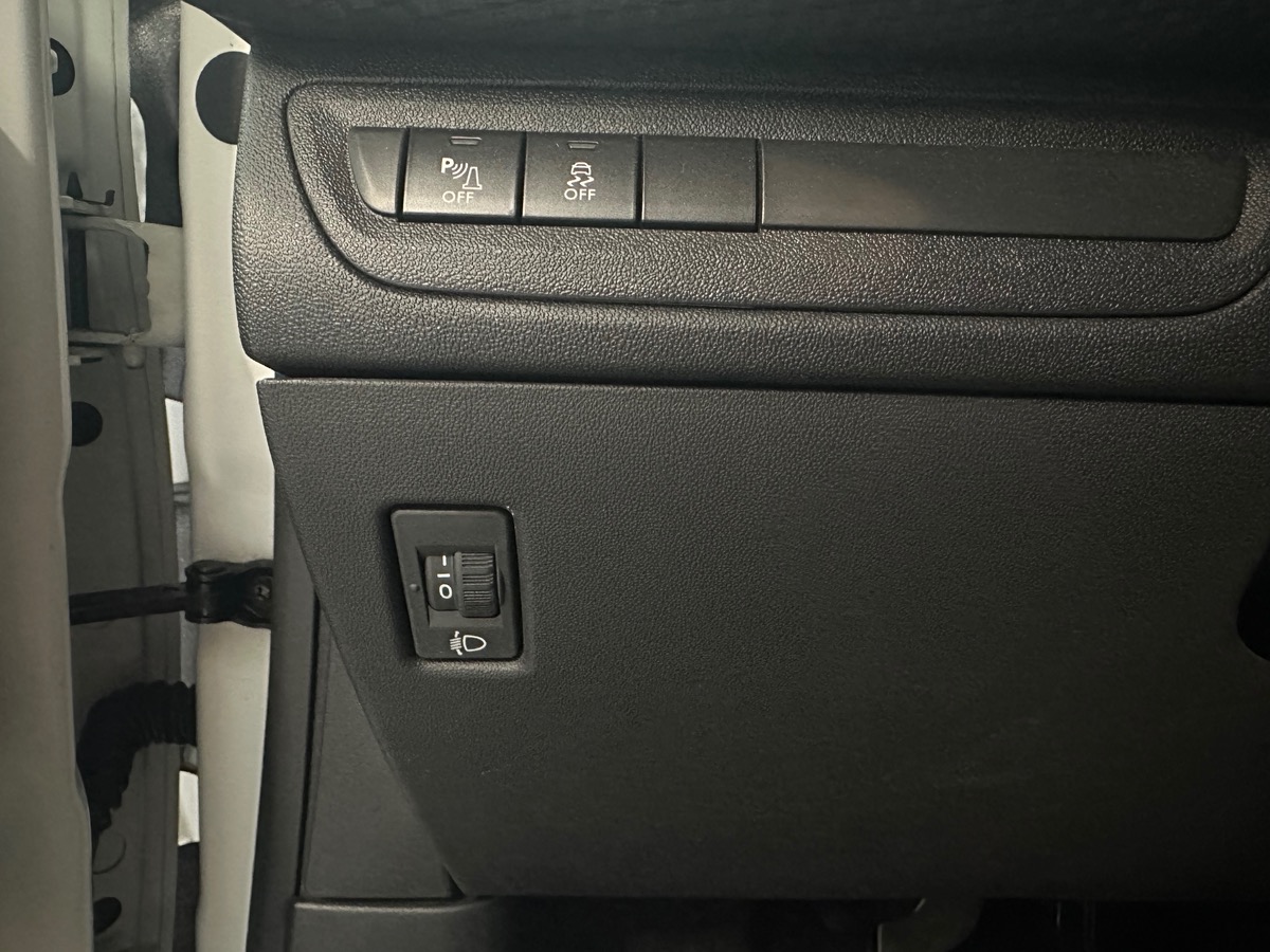 Peugeot 208 1.2 PURETECH 82cv STYLE 5P