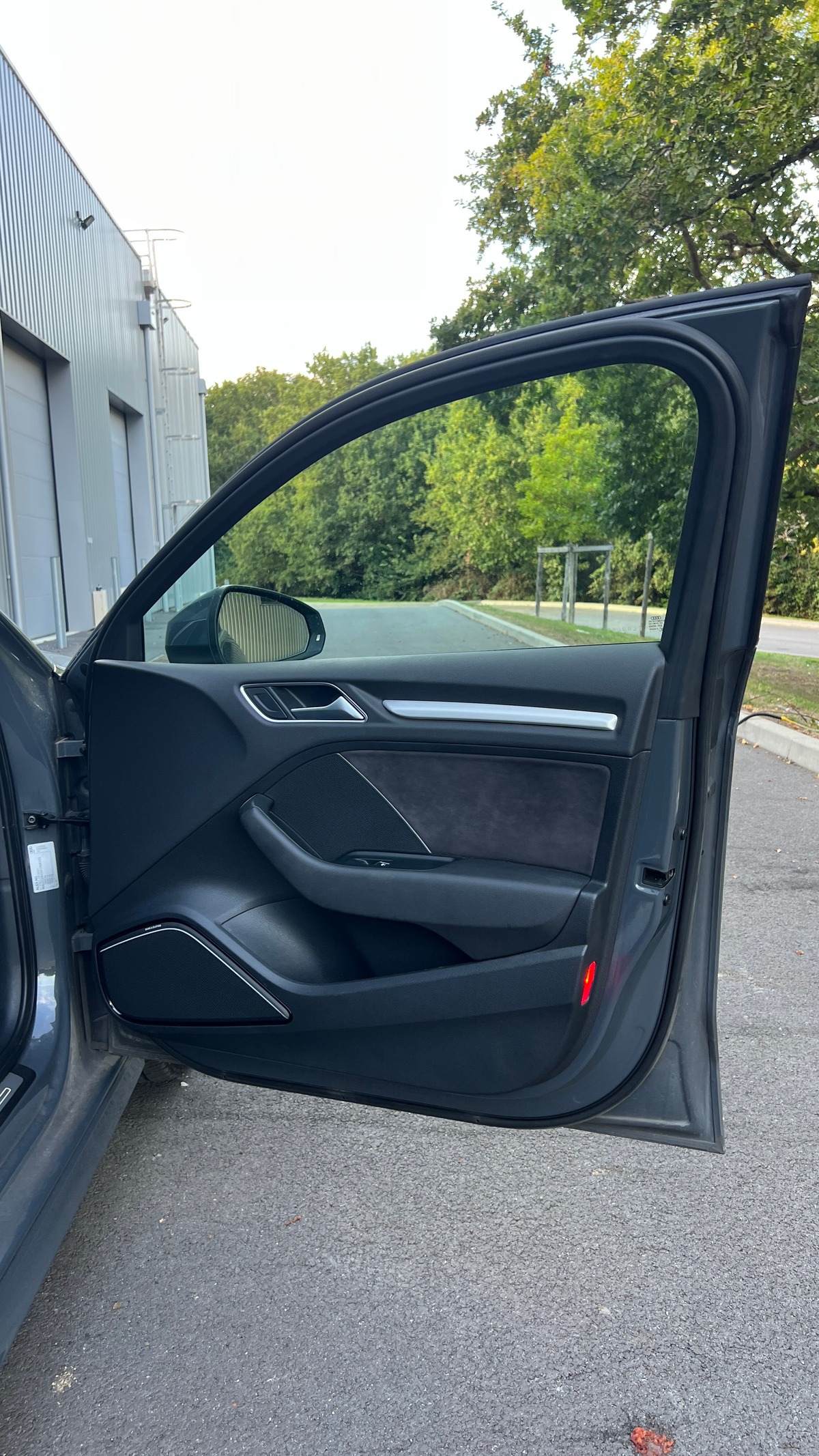 Audi A3 2.0 TFSI 190ch S-Line Quattro S tronic 7 - Gris Nano - Virtual Cockpit -  Système B&O -