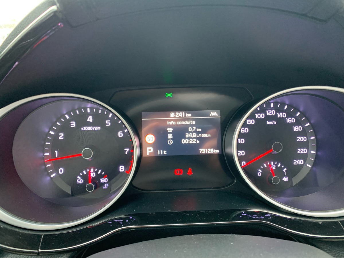 Kia ProCeed 140 ch | GT LINE PREMIUM | Caméra recul | Toit ouvrant | Démarrage sans clé | Phares LED