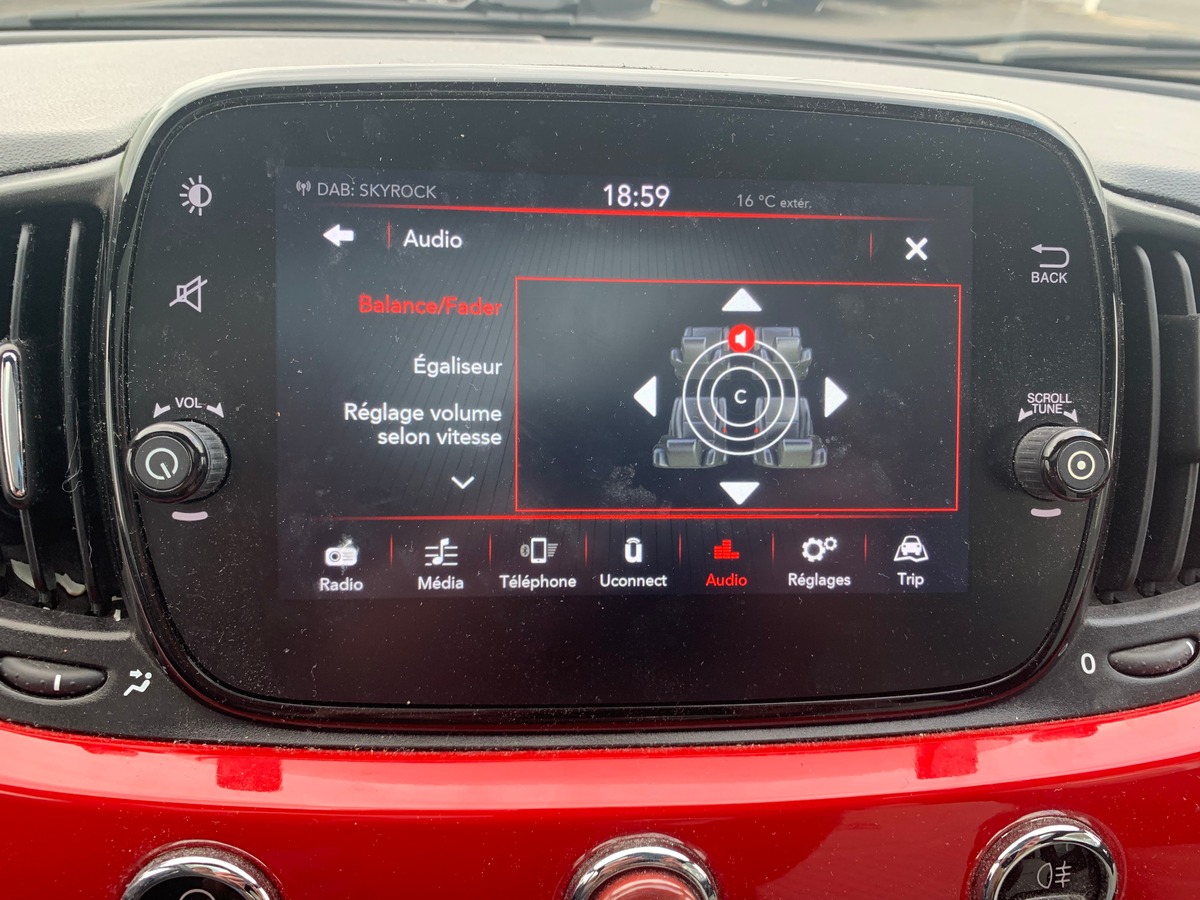 Fiat 500 70 ch | Hybrid | Toit vitré | Régulateur de vitesse | Climatisation