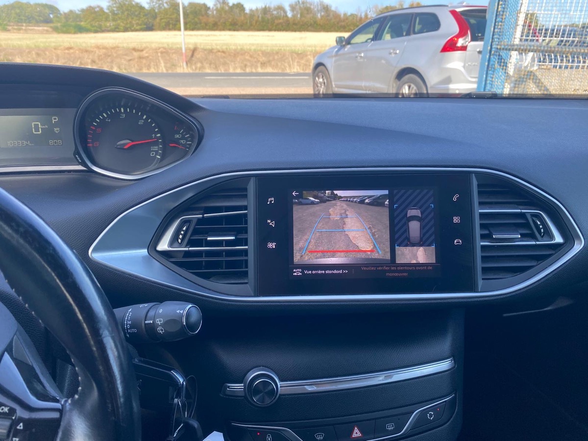 Peugeot 308 1.5 bluehdi 130cv boite auto