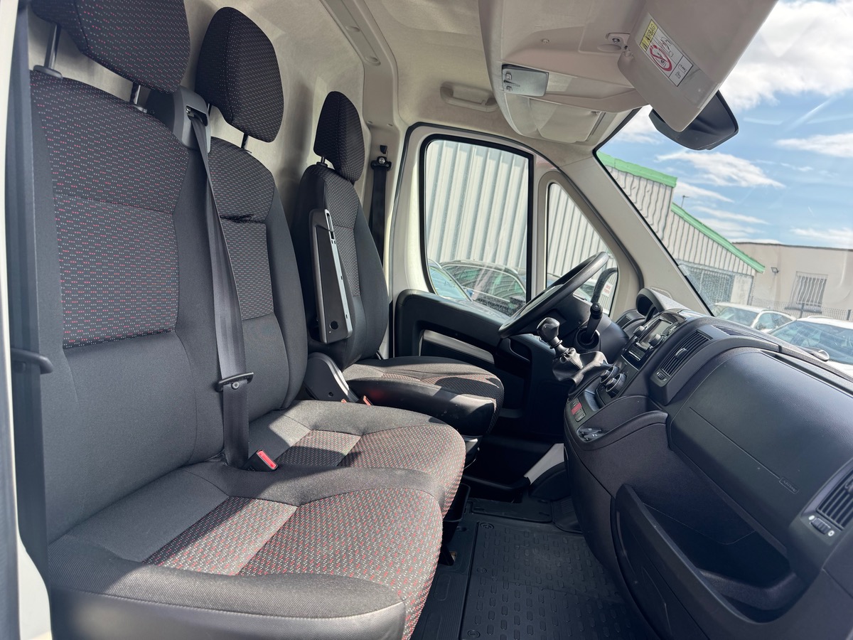 Citroën Jumper L2H2 2.2 BHDI 120CH DRIVER + GALERIE / PRIX HORS TAXE