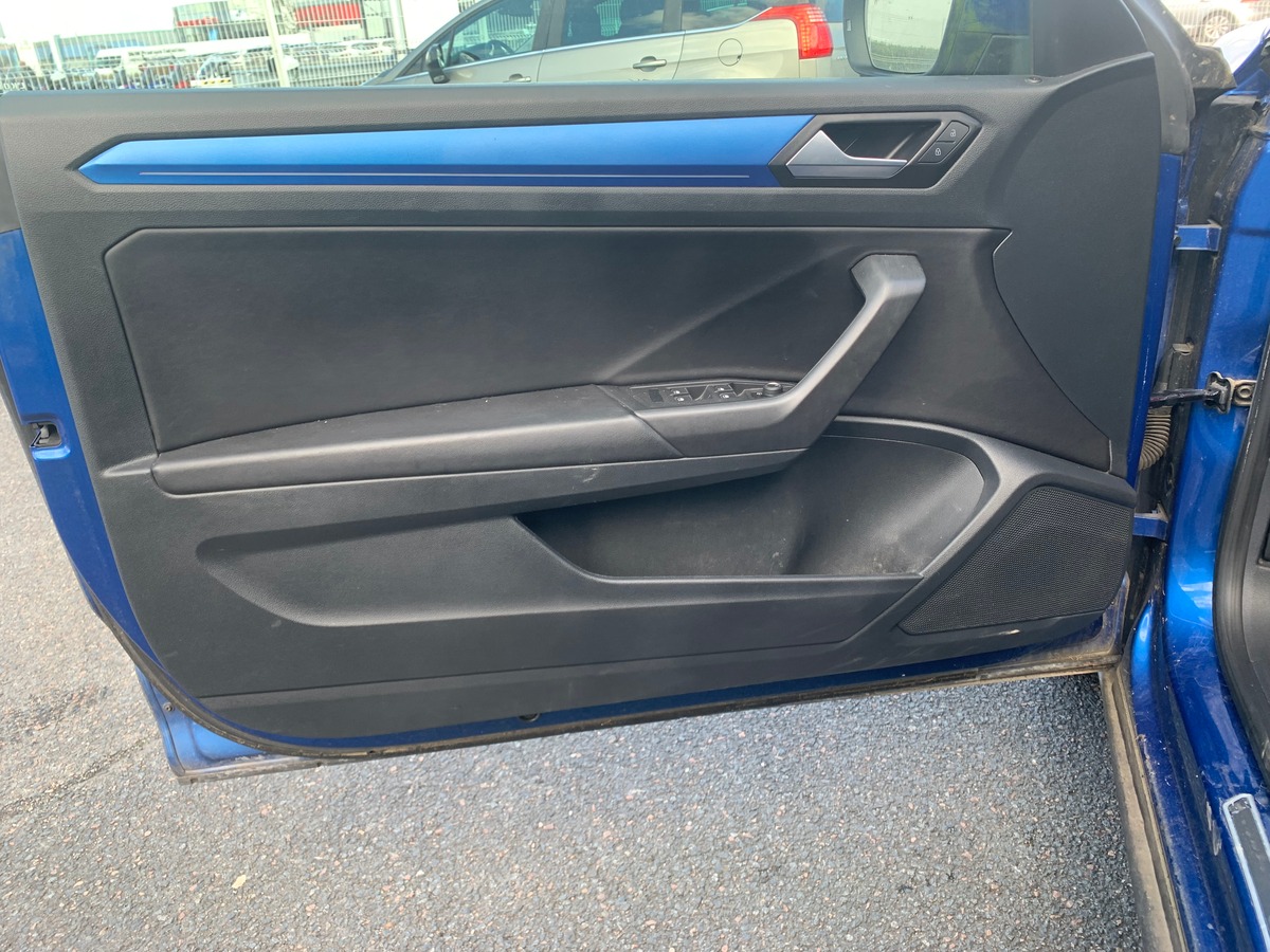 Volkswagen T-Roc Cabriolet 150 ch | R-line | Caméra de recul | Apple car play | Régulateur vitesse