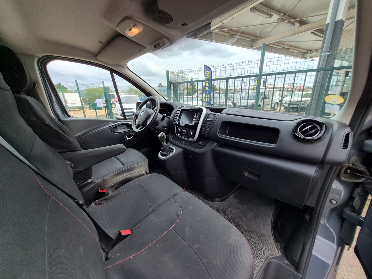 RENAULT Trafic DCI 170 BVA GRAND CONFORT L2H1