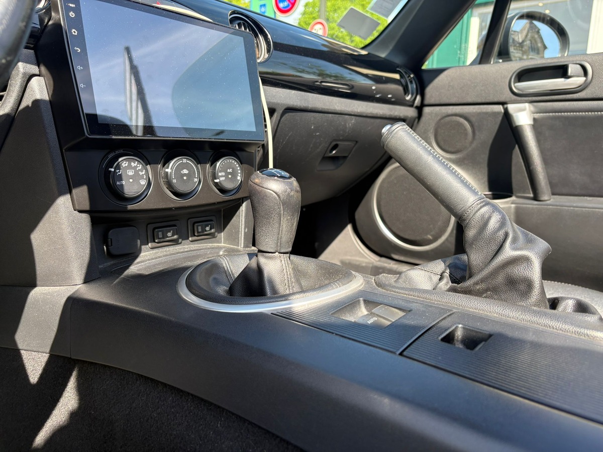 Mazda MX-5 NC - 1.8L - 126 cv