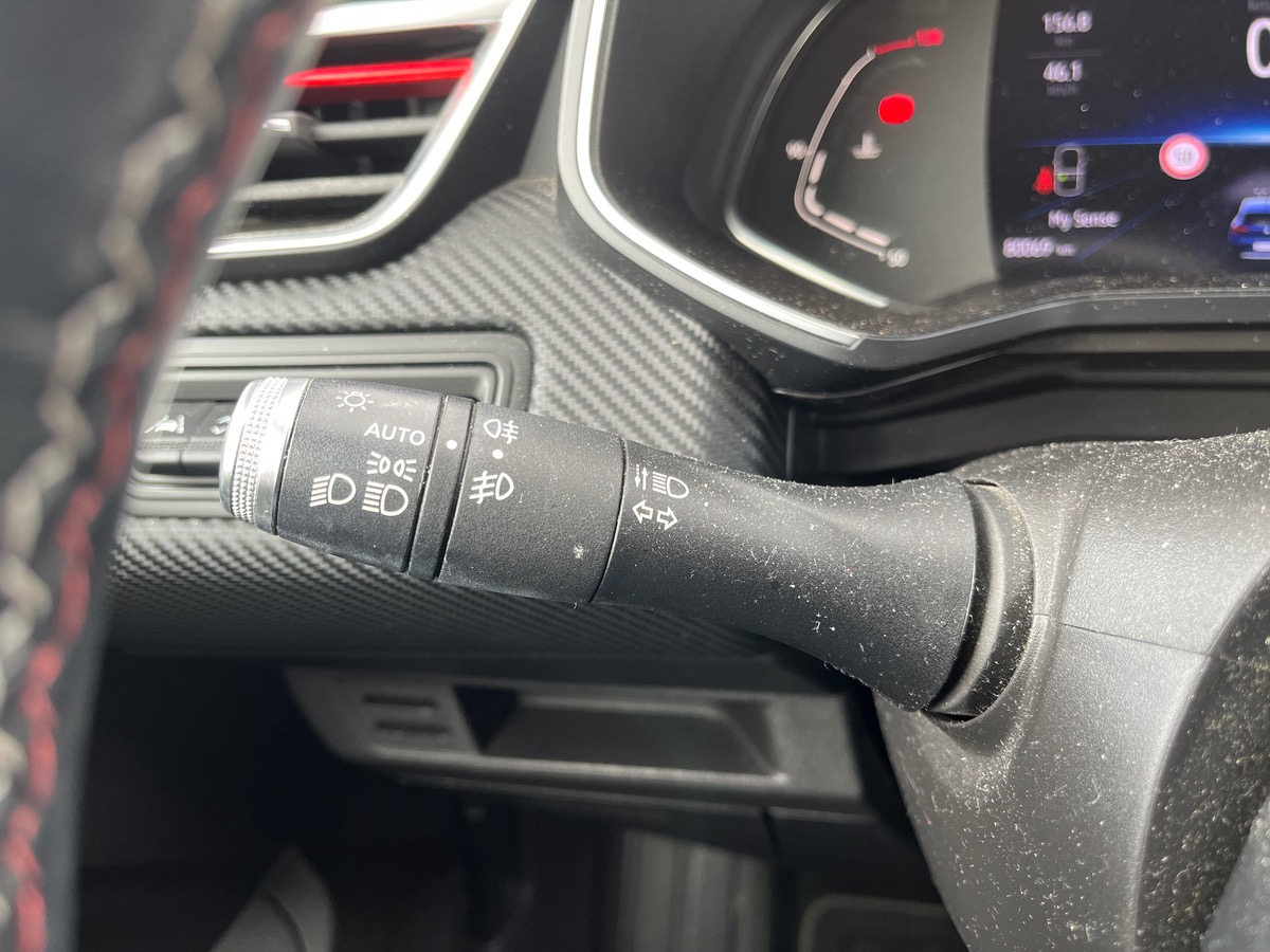 RENAULT Clio V 1.3 TCE 130 FAP RS LINE EDC, Sièges cuir chauffants, Caméra 360°, EasyLink 9,3"