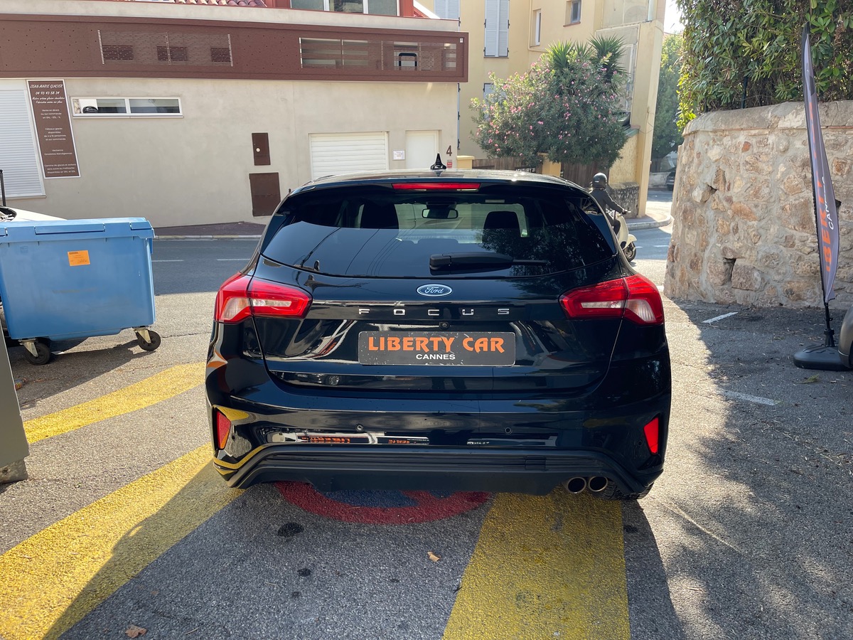 Ford Focus 1.0 SCTI 125 CV / ST LINE / Phase 2 / CarPlay / Caméra / Jantes /