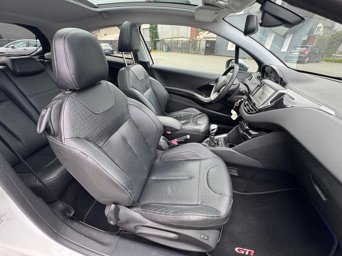 Peugeot 208 1.6 e-HDi 115cv Allure - Garantie