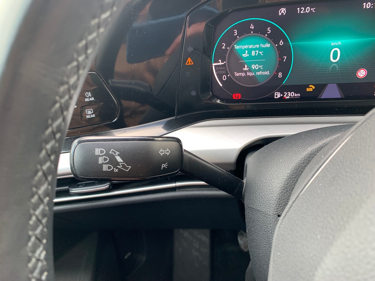 Volkswagen GOLF 8 130 ch | Stage 1 Ethanol | Apple car Play | Radar avant arriére | Siéges chauffant