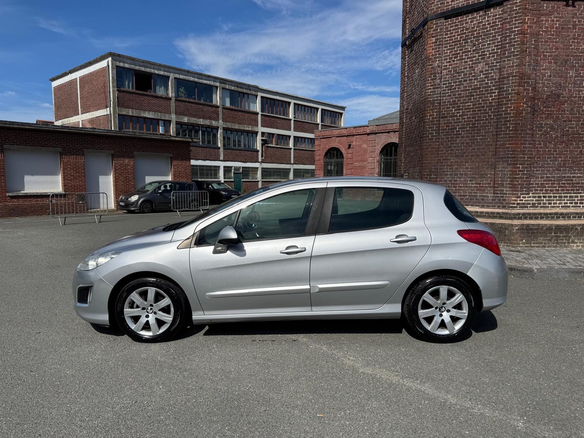 Peugeot 308 1.6 HDI 110cv - ACTIVE - Boite automatique - Garantie
