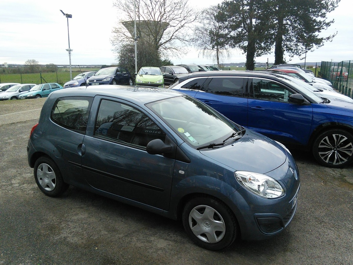 RENAULT Twingo 1.2 75 Authentique CLIM