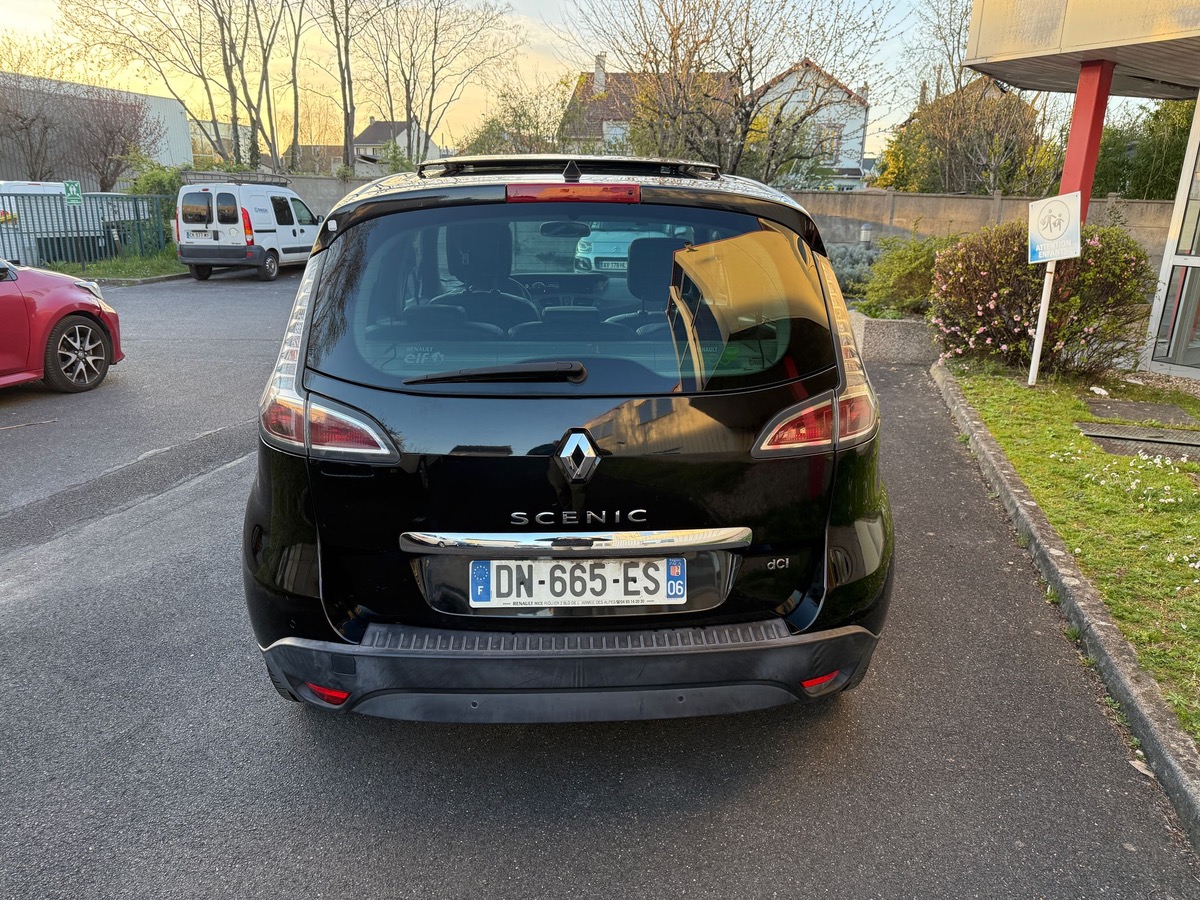 RENAULT Scenic 1.6 DCI 130 CV SL LOUNGE 1er main en 4XCB