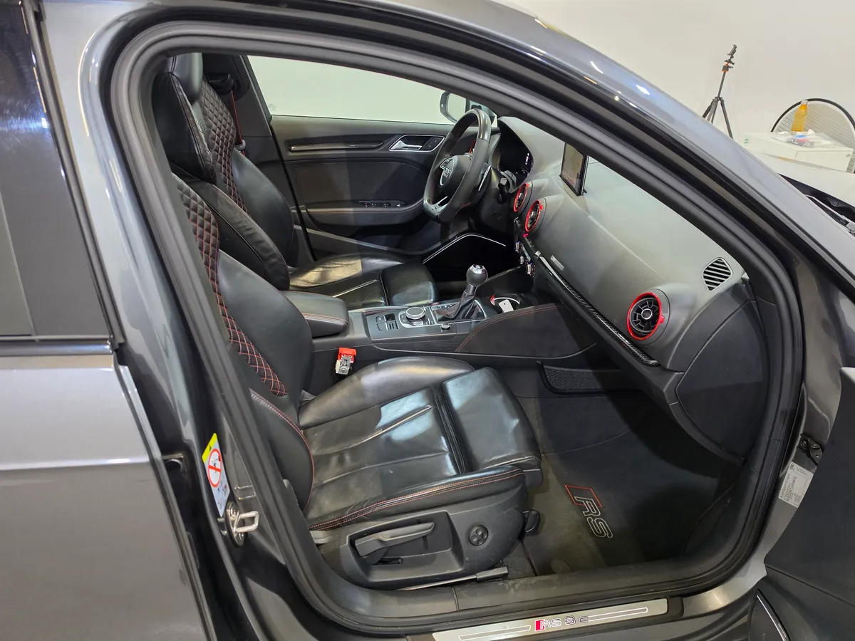 Audi A3 RS3 2.5 TFSI QUATTRO