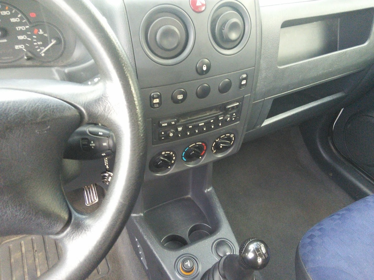 Citroën Berlingo FG 1.9 D Fourgon 70cv