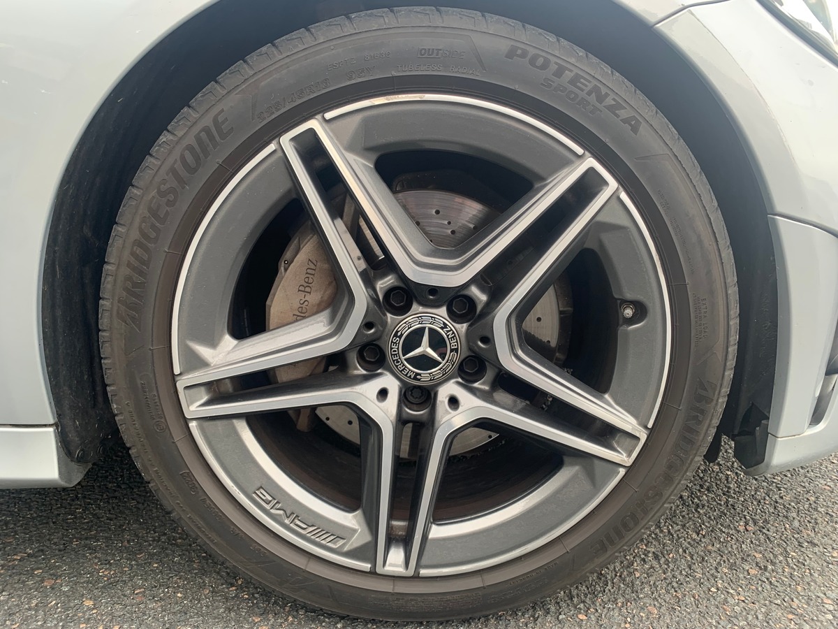 Mercedes-Benz Classe C IV (2) 200 Amg Line | 184 ch |  9G-TRONIC | Caméra recul | Sièges avant sport