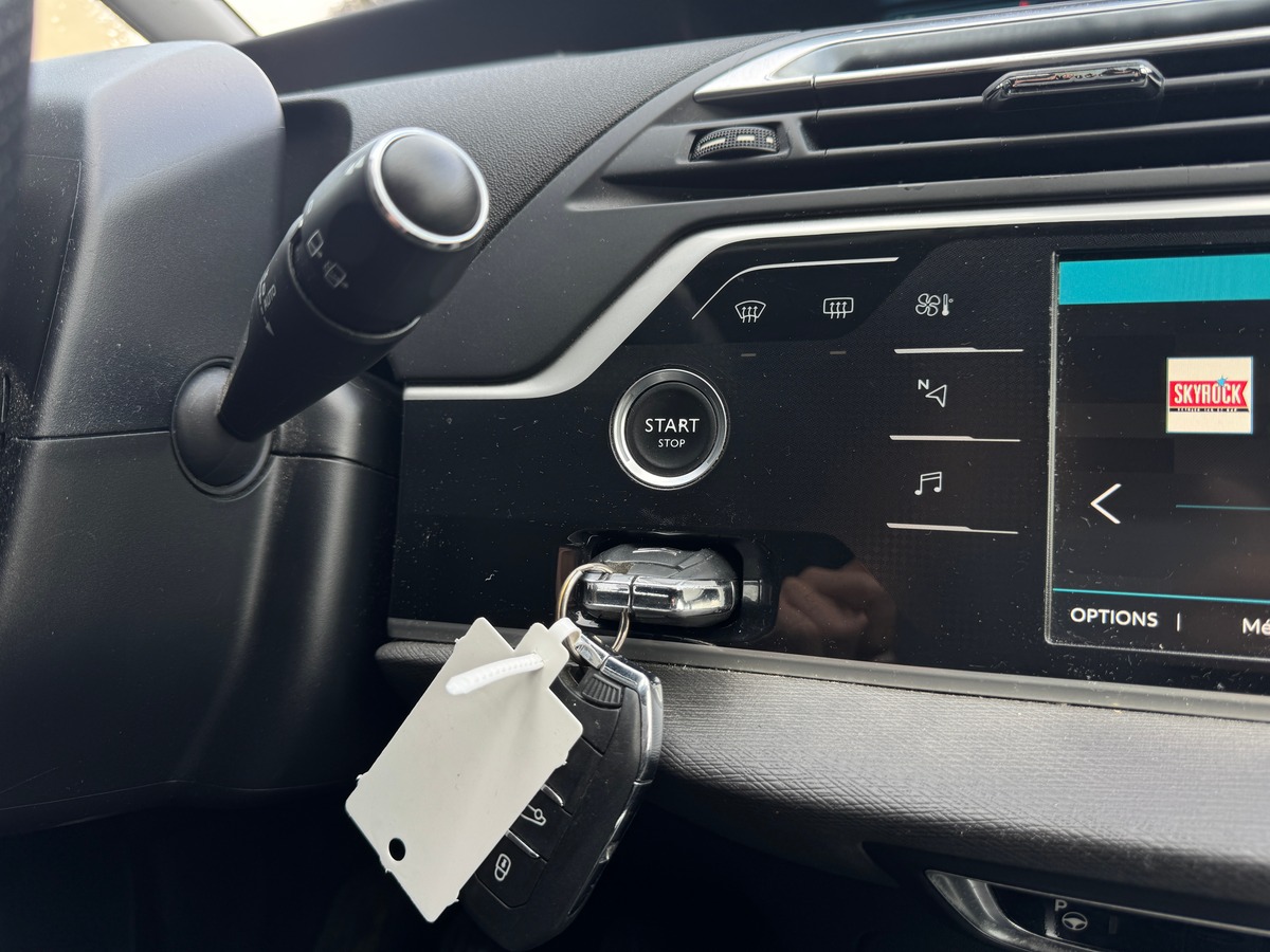 Citroën C4 Picasso II Shine 1.6 BlueHDi 116 cv - Apple Carplay - Full options