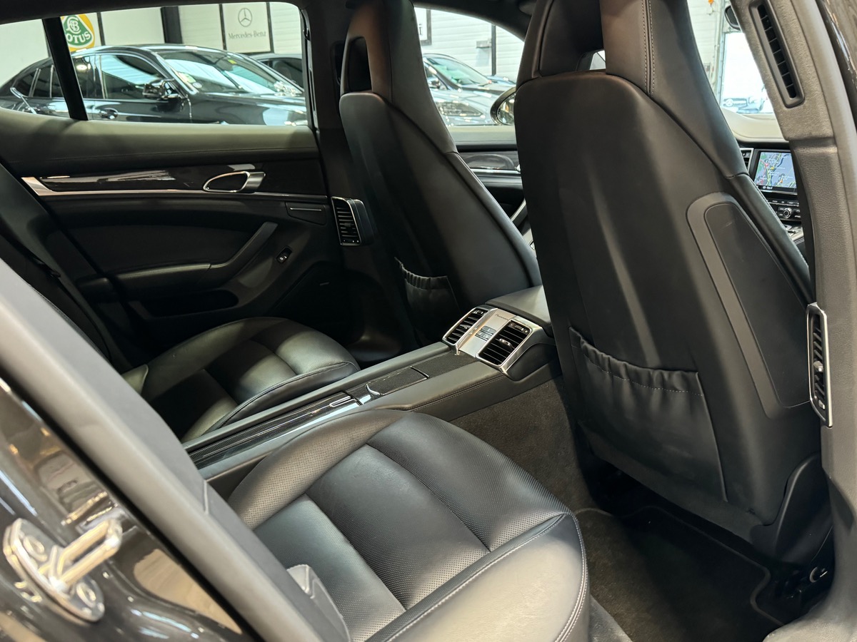 Porsche Panamera GTS 4.8 V8 PDK 430CV FRANCE P