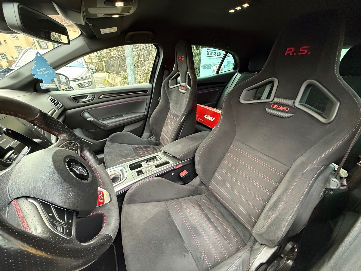 RENAULT Megane 4 IV RS II - 300cv - BOSE - Trophy - Caméra - Head up - Recaro