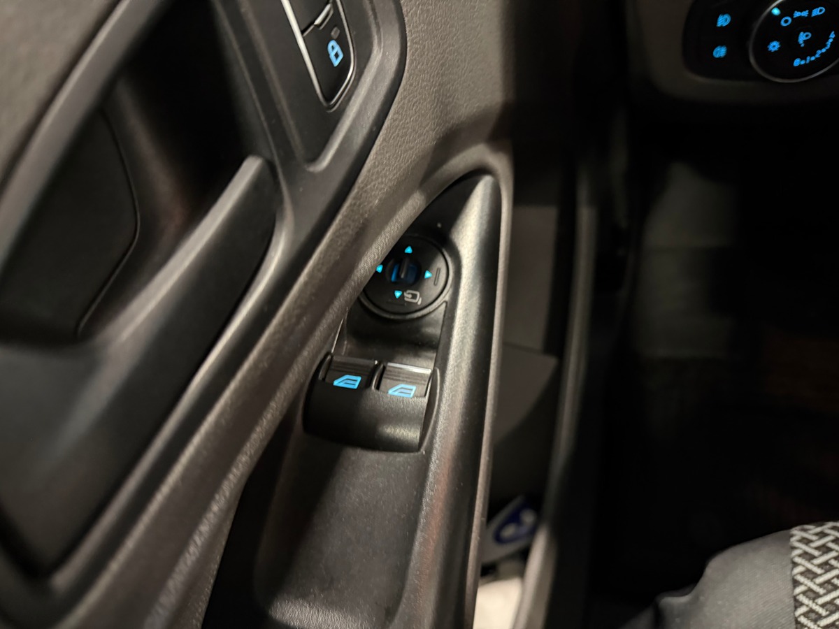 Ford T.CONNECT transit Connect 120 ch BVA 5 Places Long Boite Automatique / Double porte latéral