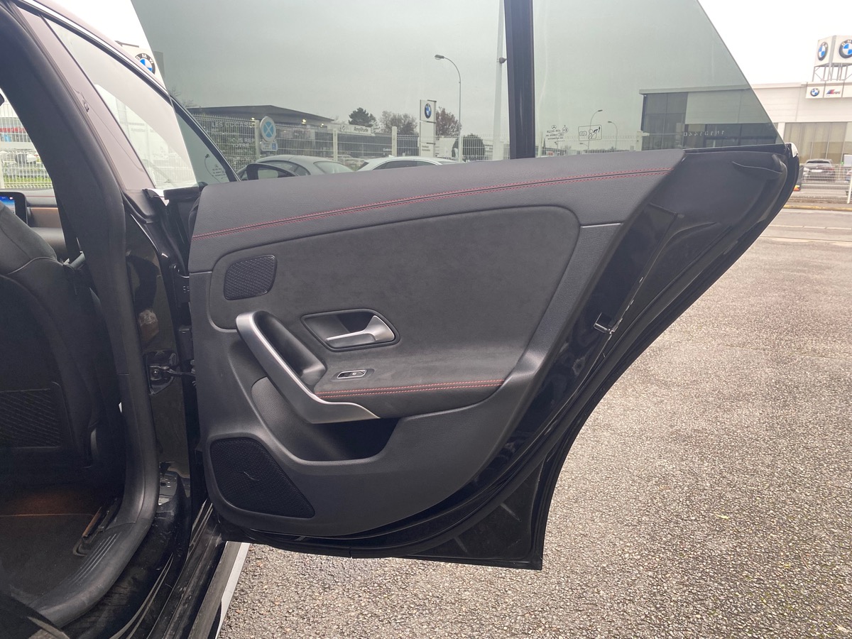 Mercedes-Benz CLA Shooting Brake 163 ch | AMG LINE | Pack premium plus | Avertisseur d'angle mort