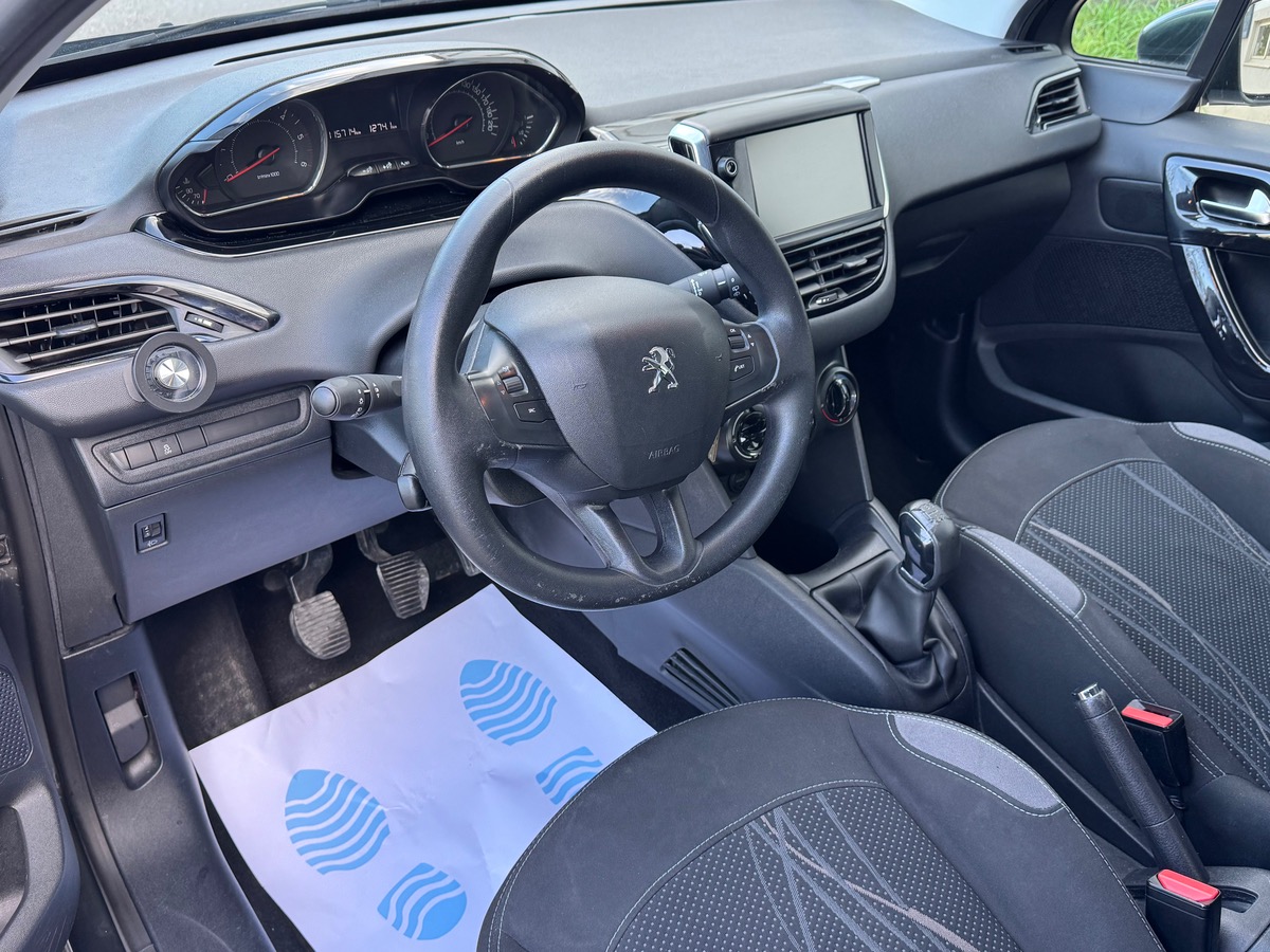 Peugeot 208 1.4 HDI 70 ALLURE 5 PORTES