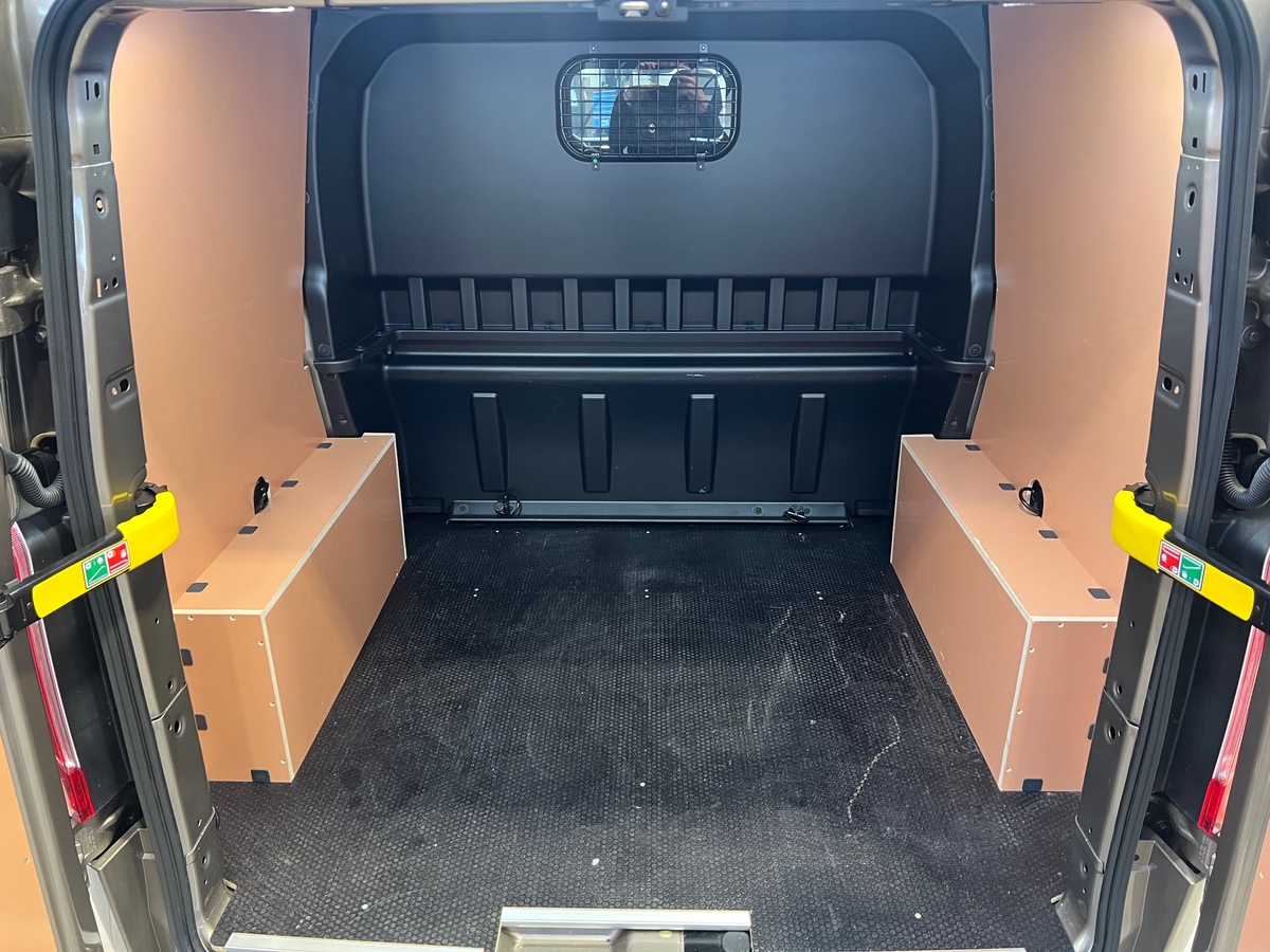 Ford Custom 6 places L1H1 Fourgon 2.0 EcoBlue 170 BVA6 + benne bois AR