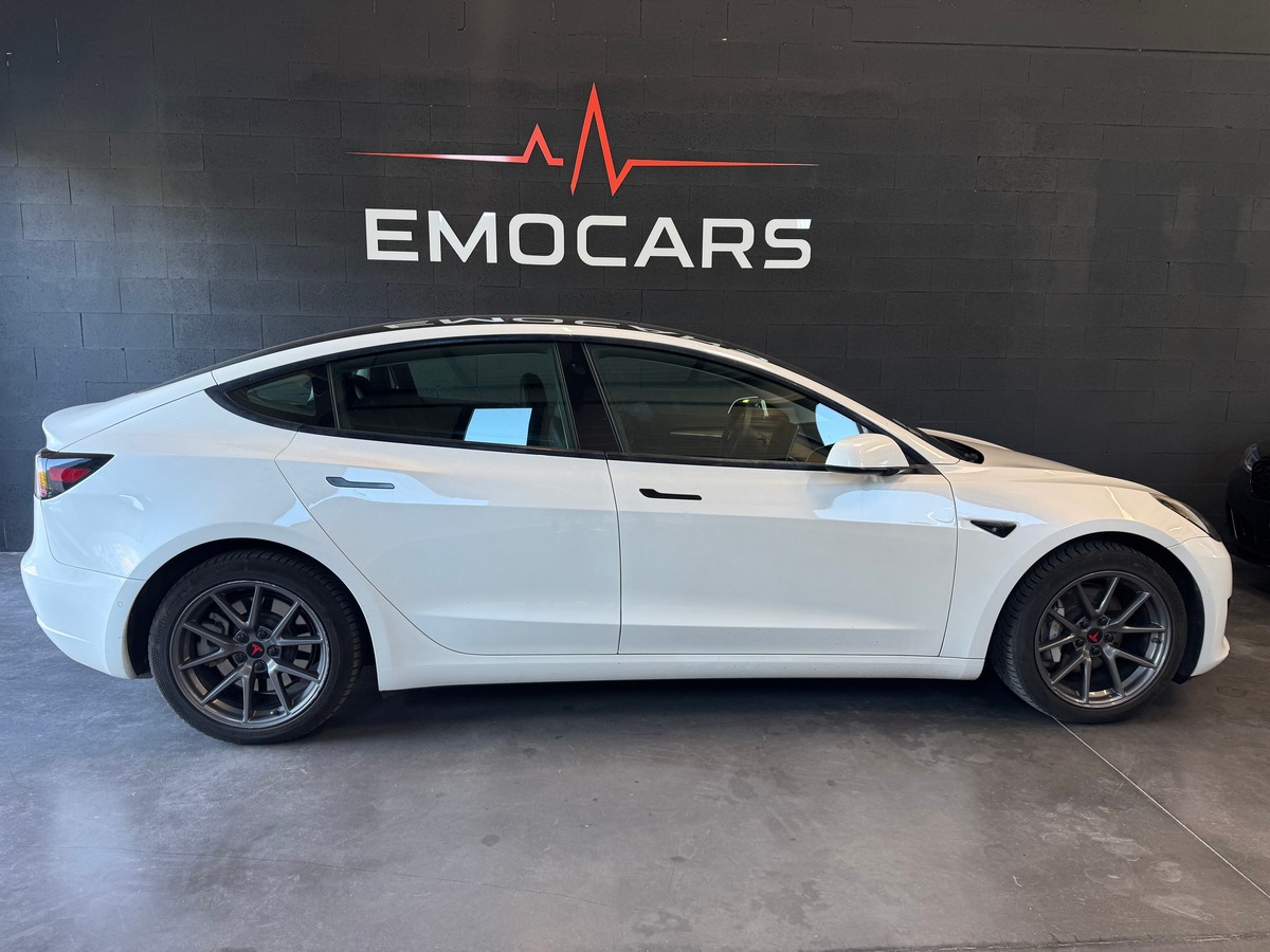 Tesla Model 3 Standard RWD Plus MY21