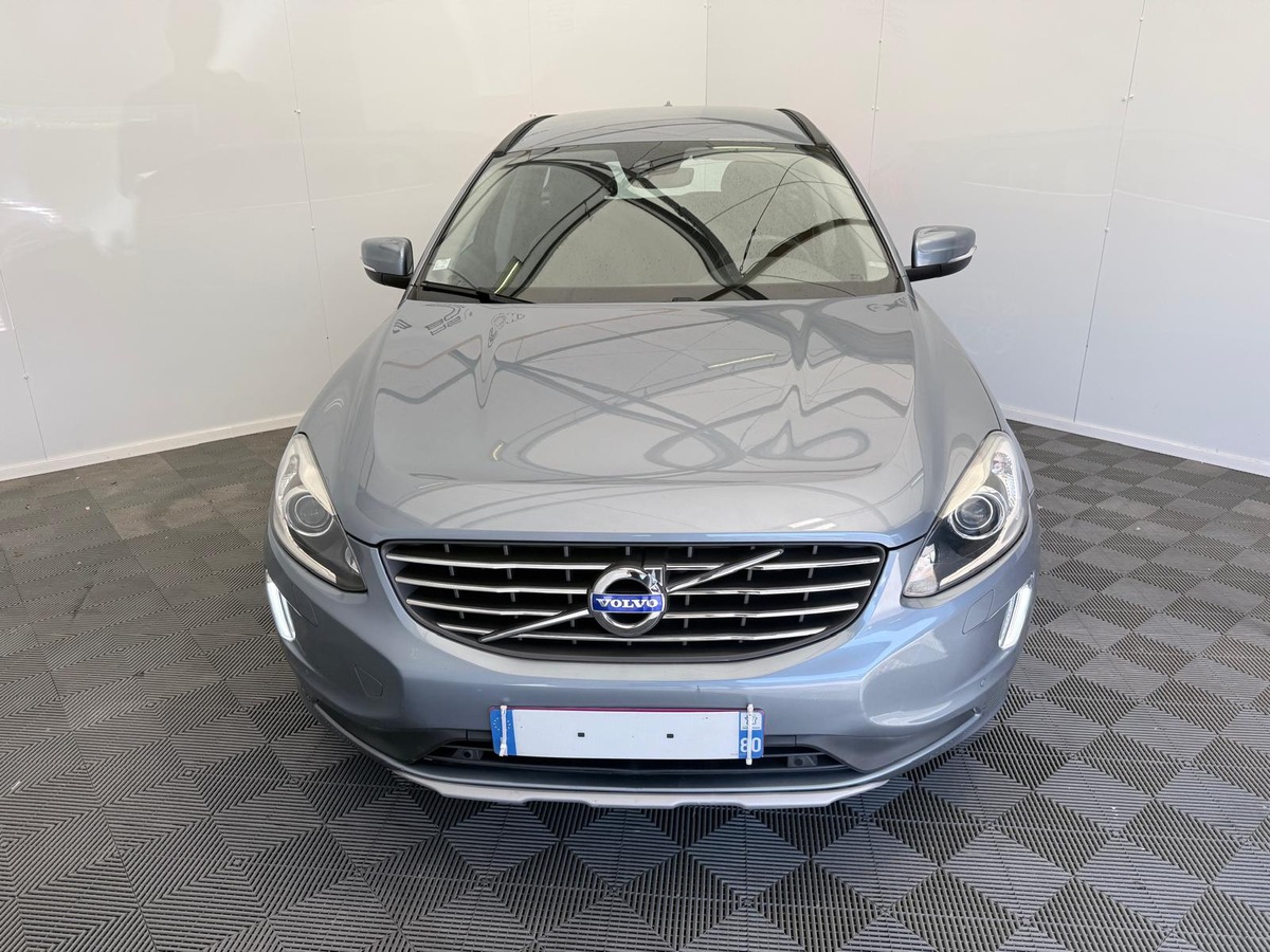 Volvo XC60 D3 150 CV BVA MOMENTUM GEARTRONIC
