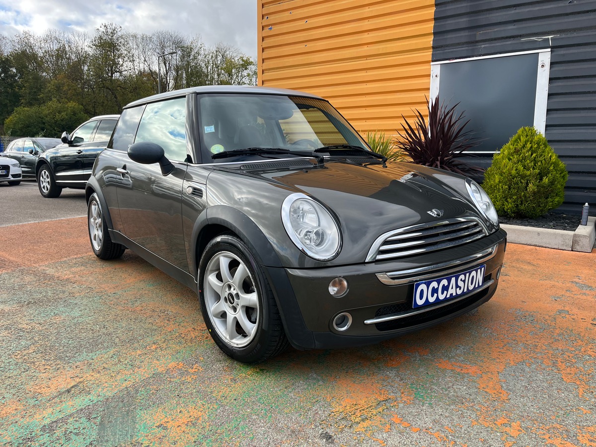 Mini Cooper 1.6 i 115 CH PARK LANE 1ERE MAIN