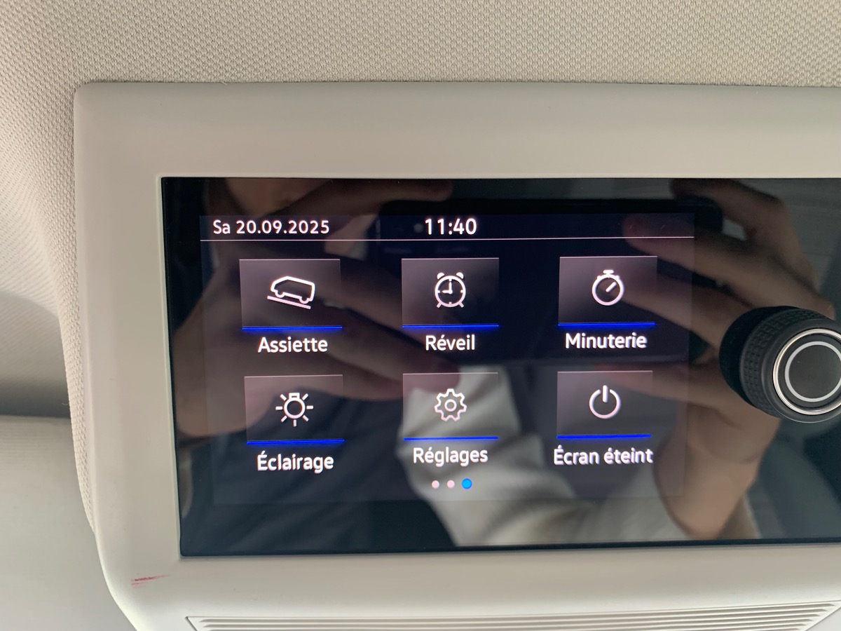 Volkswagen California 150 | COAST | Premiére Main | Attelage | Rallonge lit | Pneus Toutes Saisons