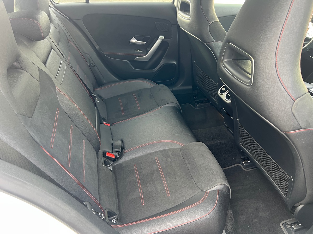 Mercedes-Benz Classe A 200d AMG LINE 150cv, SUIVI COMPLET, TOIT OUVRANT, CARPLAY, LED, MULTIBEAM