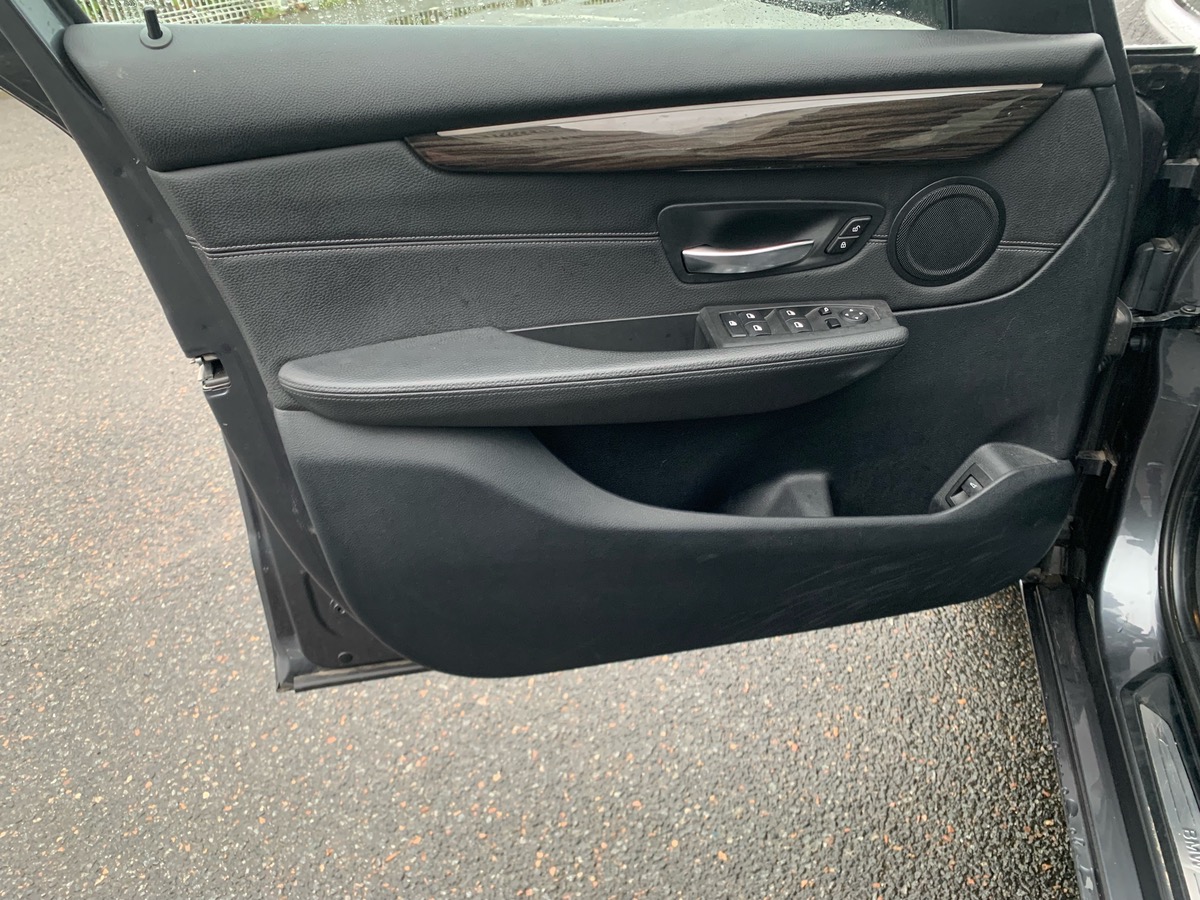 Bmw Série 2 ActiveTourer 136 ch | Luxury | Toit Panoramique | Démarrage sans clé | Hayon électrique